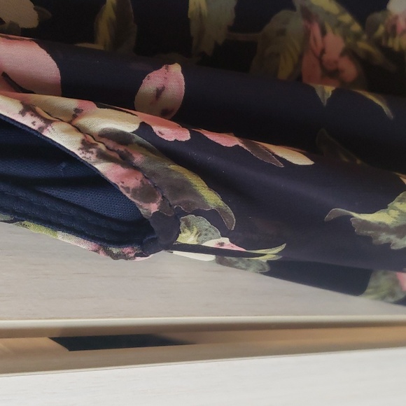 Floral High Neck Dress - Picture 3 of 5